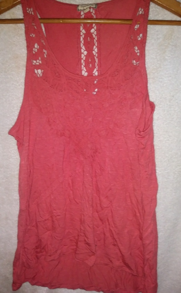 Eyeshadow tank